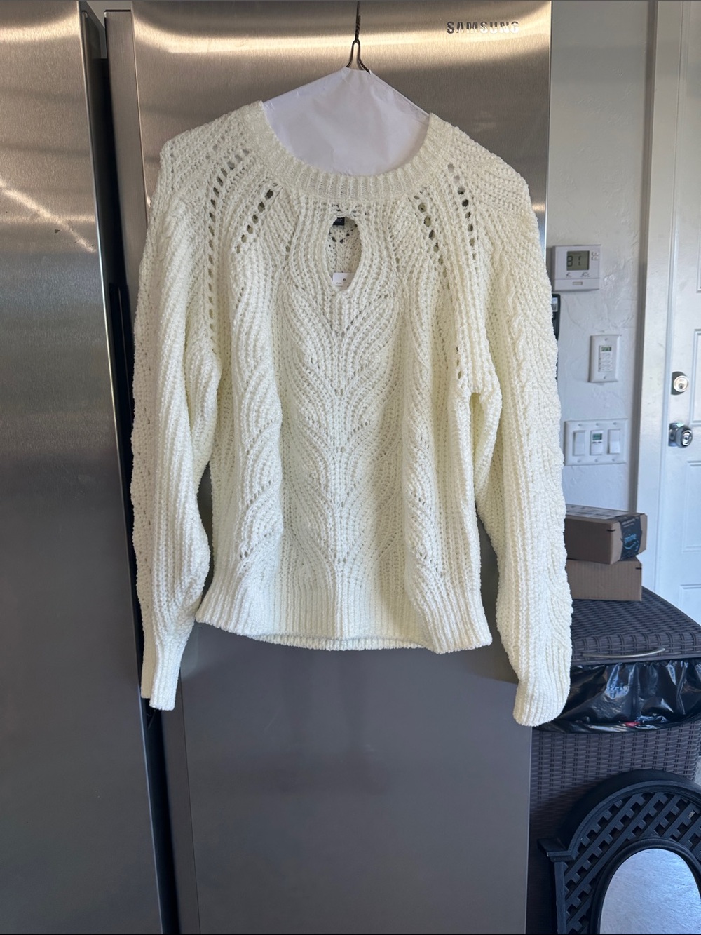 White House Black Market Cream Openwork Cable Knit Crewneck Sweater